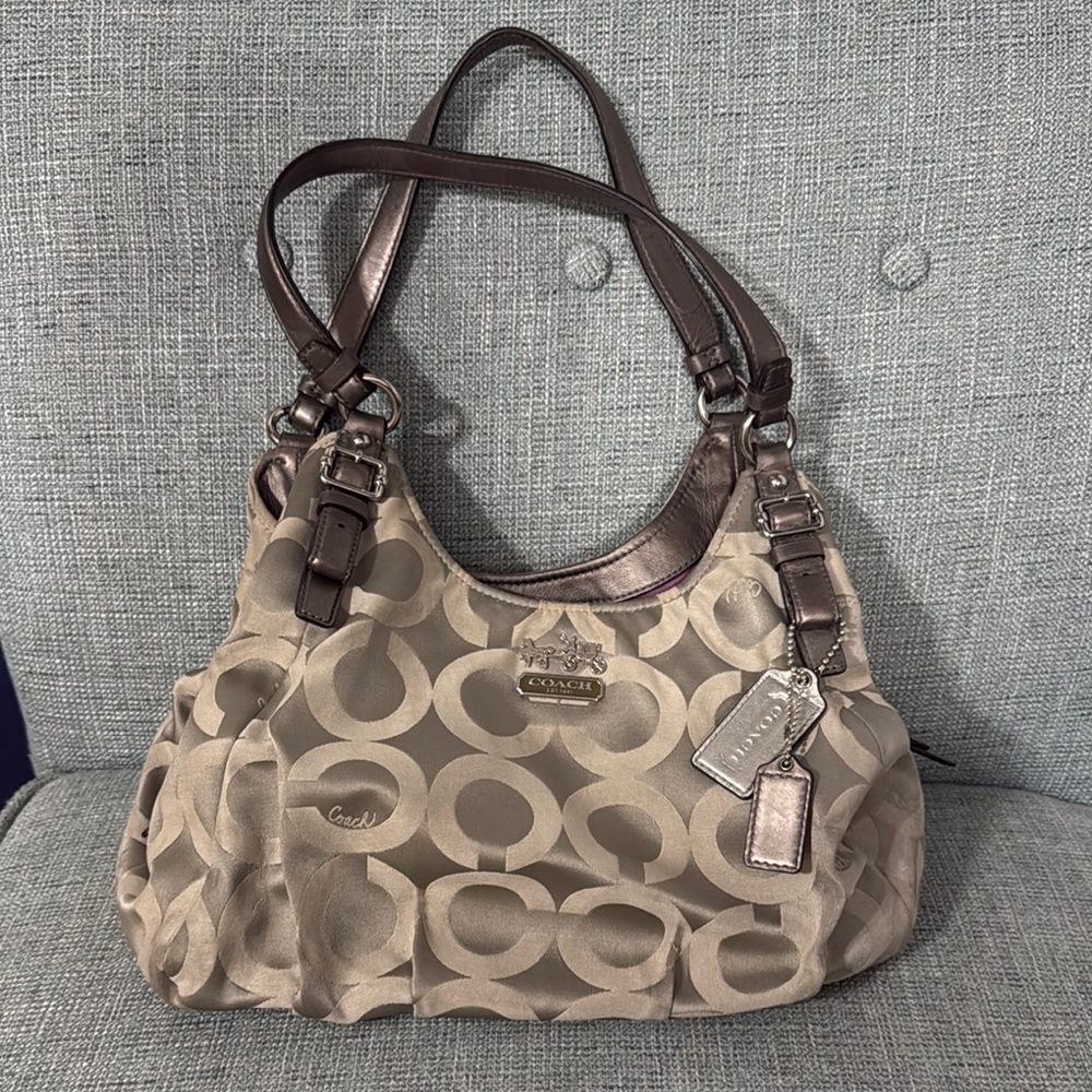 Coach Signature Grey Shoulder Bag